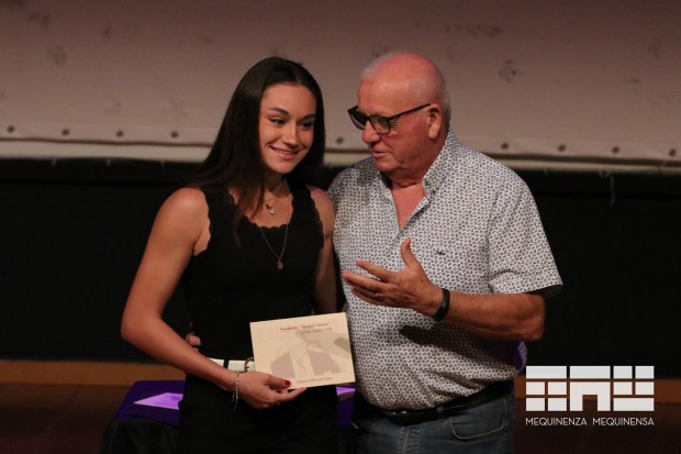 XXXIII Becas Torres